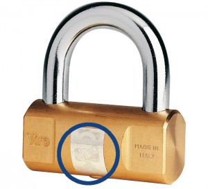 The hologram which allows you to recognize the original Viro cylindrical padlock.