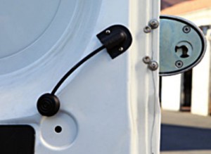 The internal safety release of the Viro Van Lock cannot be grasped from the outside.