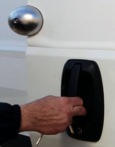 The convenience of the "Viro Van Lock" is that it remains attached to the door when the door is opened, so there is therefore no need to fit it and remove it every time.
