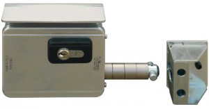 Viro V09 lock is the first electric lock specifically designed for sliding gates.